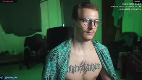 Mickey online show from 12/22/24, 08:05