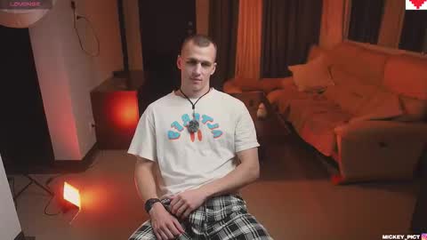 Mickey online show from 01/08/26, 12:24