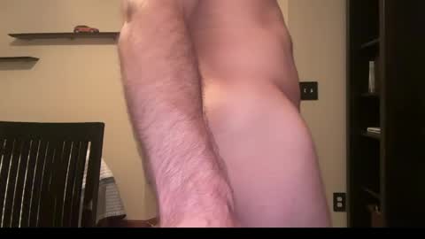 Snapshot of mickeynova8 chatting on 06/06/26, 03:33 mickeynova8 online show from 06/06/26, 03:33