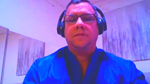 Mickey online show from 01/16/25, 01:58