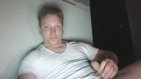 mickkxl online show from 01/30/25, 04:55