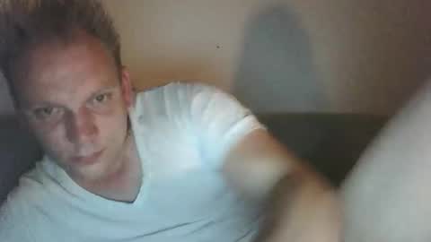 mickkxl online show from 10/17/25, 10:12