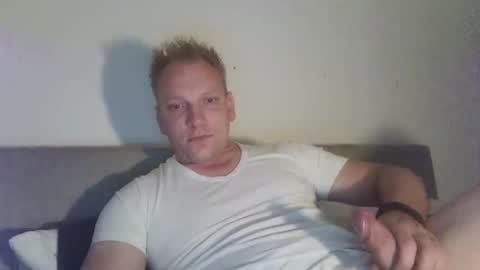 mickkxl online show from 10/27/25, 12:09