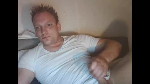 mickkxl online show from 11/24/25, 12:27