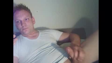 mickkxl online show from 02/09/26, 12:09