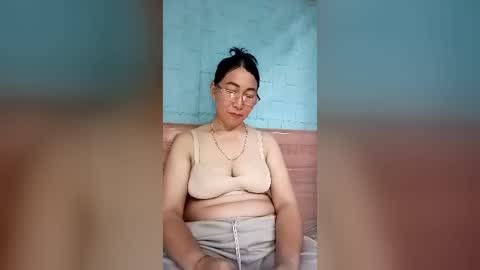 Miky online show from 06/17/26, 04:04