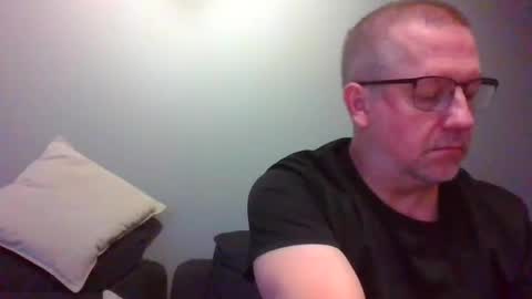 Snapshot of middleton2021 chatting on 06/14/26, 03:08 middleton2021 online show from 06/14/26, 03:08