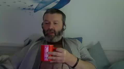 Snapshot of midhir chatting on 03/02/25, 03:27 kike online show from 03/02/25, 03:27