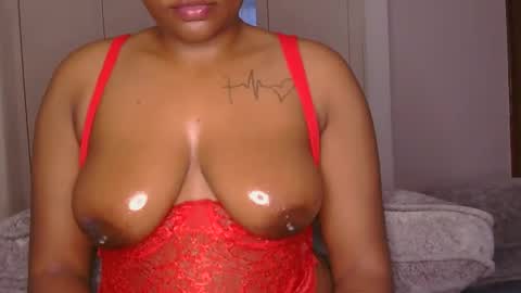 Snapshot of midnight_goddess chatting on 05/07/26, 03:17 Kelly online show from 05/07/26, 03:17