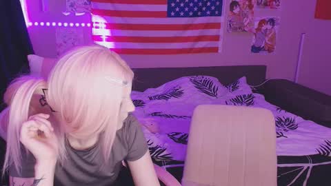 Kai and Angel online show from 02/20/26, 01:46