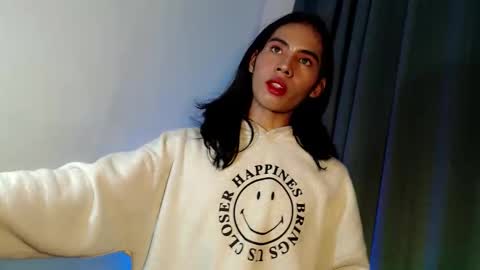 Snapshot of midnight_mystique18 chatting on 01/11/26, 01:27 midnight_mystique18 online show from 01/11/26, 01:27