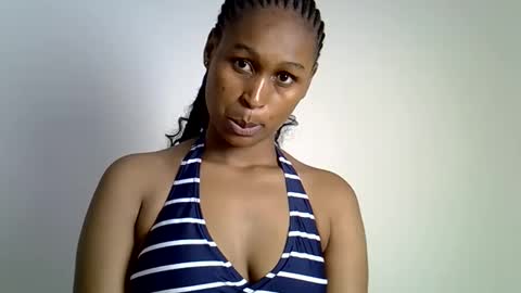 midnight_nia online show from 06/05/26, 08:53