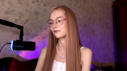 midnight_secret_ online show from 12/05/25, 01:03