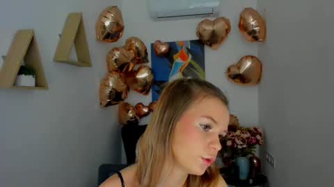 midnighteaura online show from 02/12/26, 11:16