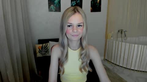 midnighteaura online show from 05/14/26, 11:17