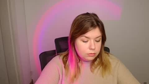 Mariana online show from 10/18/25, 05:21