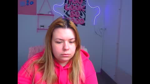 Mariana online show from 01/19/26, 06:17