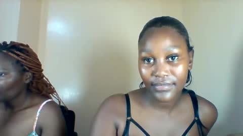 midnightt_tease online show from 10/17/25, 07:05