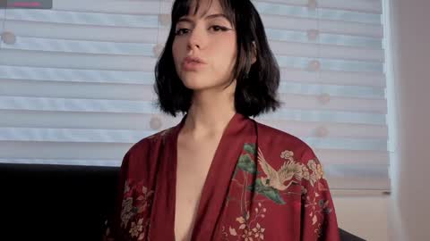 midori__san online show from 01/19/26, 04:22