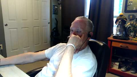 Snapshot of midwestdad09 chatting on 06/28/26, 11:55 midwestdad09 online show from 06/28/26, 11:55