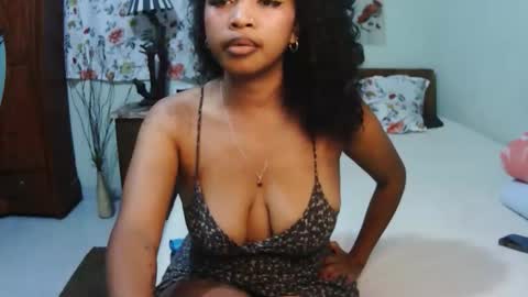 miel_07 online show from 05/17/26, 08:12