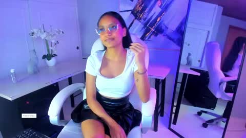 miel_ambar online show from 04/27/26, 12:47