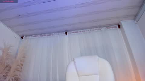 Snapshot of miel_gomez chatting on 02/07/25, 05:51 miel_gomez online show from 02/07/25, 05:51