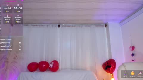 Snapshot of miel_gomez chatting on 02/15/25, 10:10 miel_gomez online show from 02/15/25, 10:10