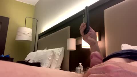 Snapshot of miggie001 chatting on 01/26/25, 02:35 miggie001 online show from 01/26/25, 02:35