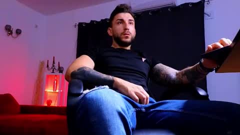 MightyAaron online show from 09/12/25, 01:28