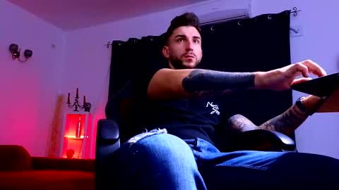 MightyAaron online show from 09/30/25, 02:38