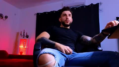 MightyAaron online show from 11/09/25, 05:50