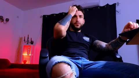 MightyAaron online show from 11/20/25, 03:28