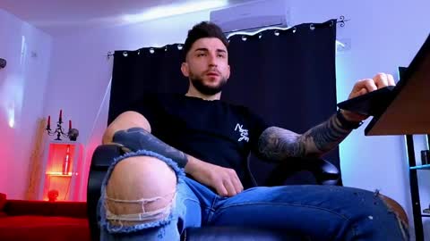 MightyAaron online show from 04/08/26, 05:18