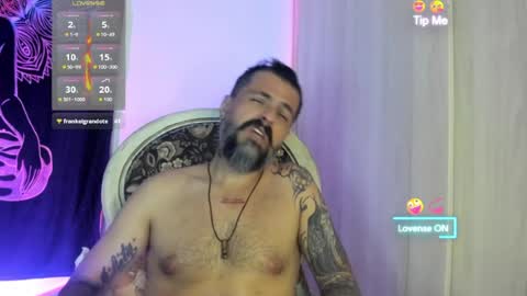 Snapshot of miguel_angeel_ chatting on 07/17/26, 05:14 Miguel Angel online show from 07/17/26, 05:14