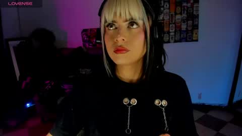 MIHAA-ADAMS online show from 06/08/26, 04:35