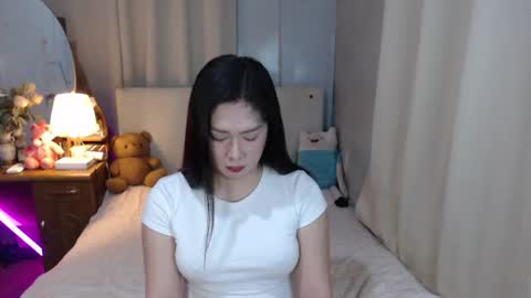 Snapshot of miho_ishikawa chatting on 05/22/26, 09:09 Miho online show from 05/22/26, 09:09