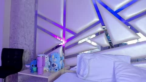 MIA 3 online show from 10/07/25, 03:04