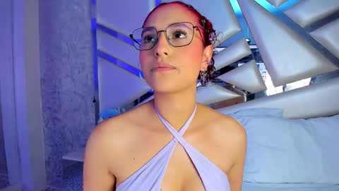 Snapshot of miia02 chatting on 02/04/26, 12:16 MIA 3 online show from 02/04/26, 12:16