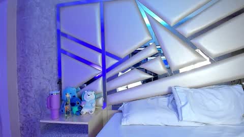 Snapshot of miia02 chatting on 02/09/26, 12:14 MIA 3 online show from 02/09/26, 12:14