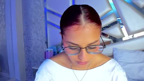 Snapshot of miia02 chatting on 02/21/26, 02:23 MIA 3 online show from 02/21/26, 02:23