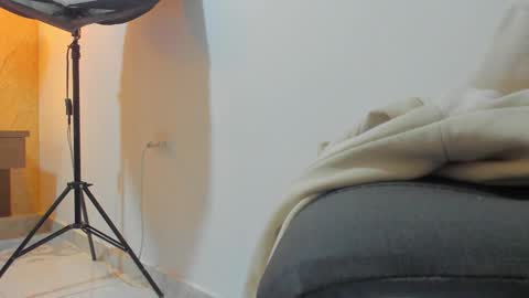 Miia online show from 03/28/26, 11:32