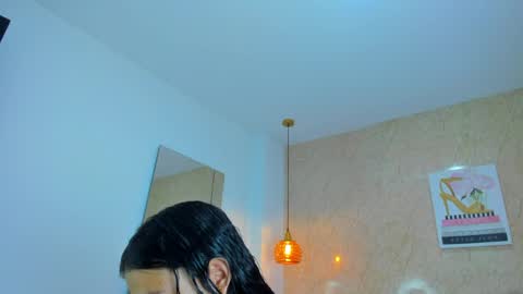 Snapshot of miia03 chatting on 05/07/26, 11:15 Miia online show from 05/07/26, 11:15