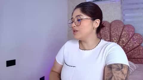 Mia  online show from 01/10/26, 11:56