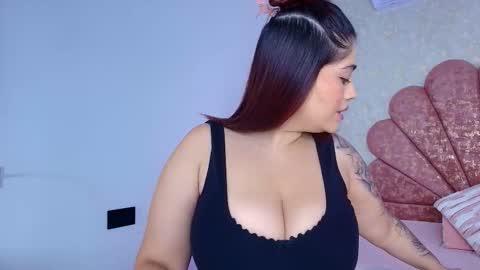 Mia  online show from 01/13/26, 11:59