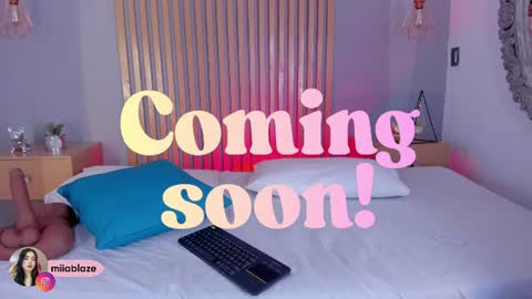Snapshot of miia_blaze chatting on 06/22/26, 11:40 Mia online show from 06/22/26, 11:40
