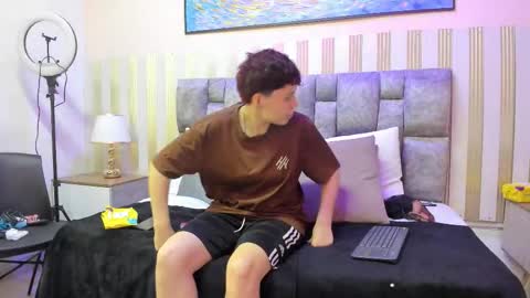 miia_doll_ online show from 01/12/26, 03:56