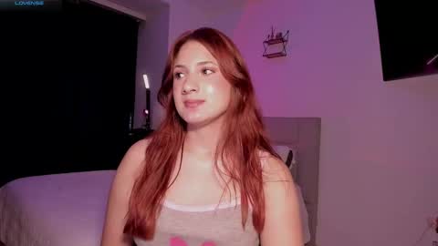 Mia Jhones online show from 03/05/26, 02:07