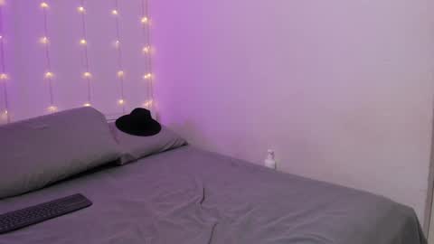 miia_oceann online show from 01/28/25, 01:39