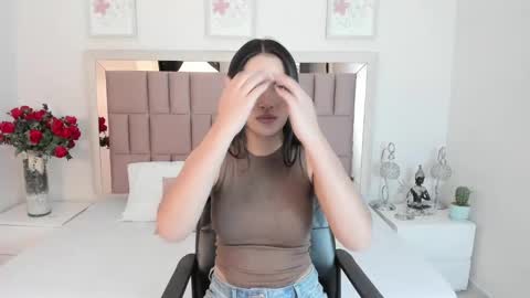 Mia  online show from 02/24/25, 11:10